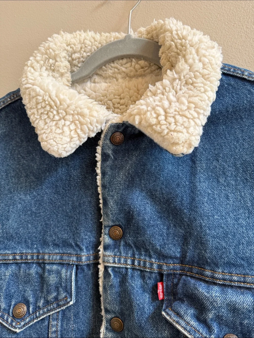 VTG 1987 Levi’s 70608-0216 Sherpa-Lined Type III Denim Trucker Jacket
